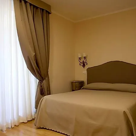 Гостевой дом Residenza Dei Gracchi Рим