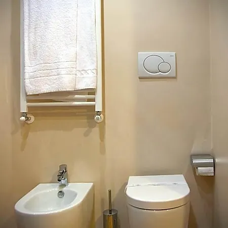 Residenza Dei Gracchi 4* Рим