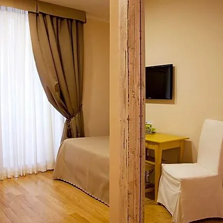 Гостевой дом Residenza Dei Gracchi Рим