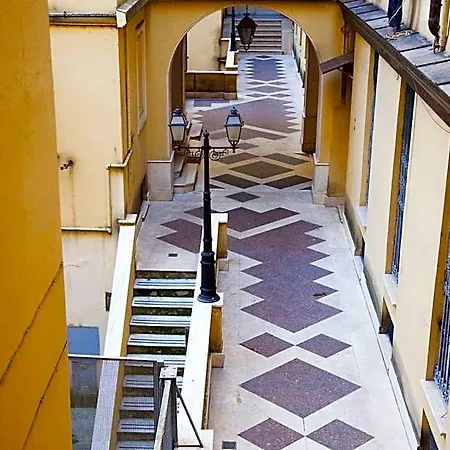 Residenza Dei Gracchi Гостевой дом