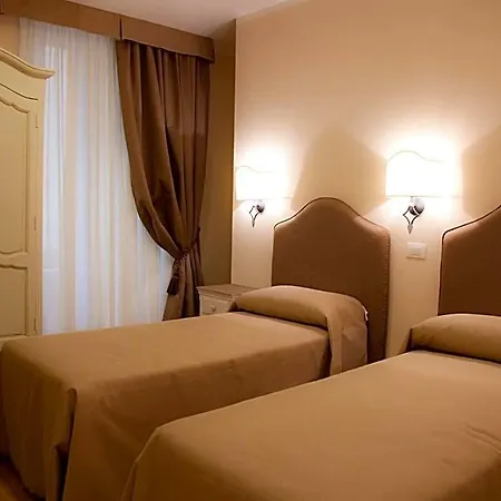 Гостевой дом Residenza Dei Gracchi 4*
