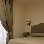 Residenza Dei Gracchi 4*