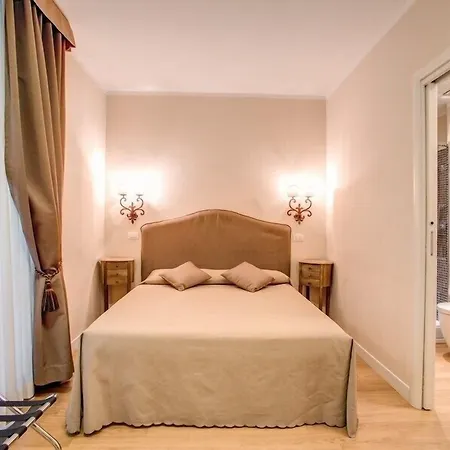 Residenza Dei Gracchi Penzion 4*