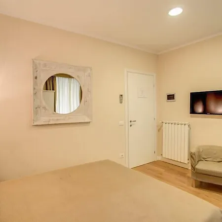 Residenza Dei Gracchi 4* Rzym